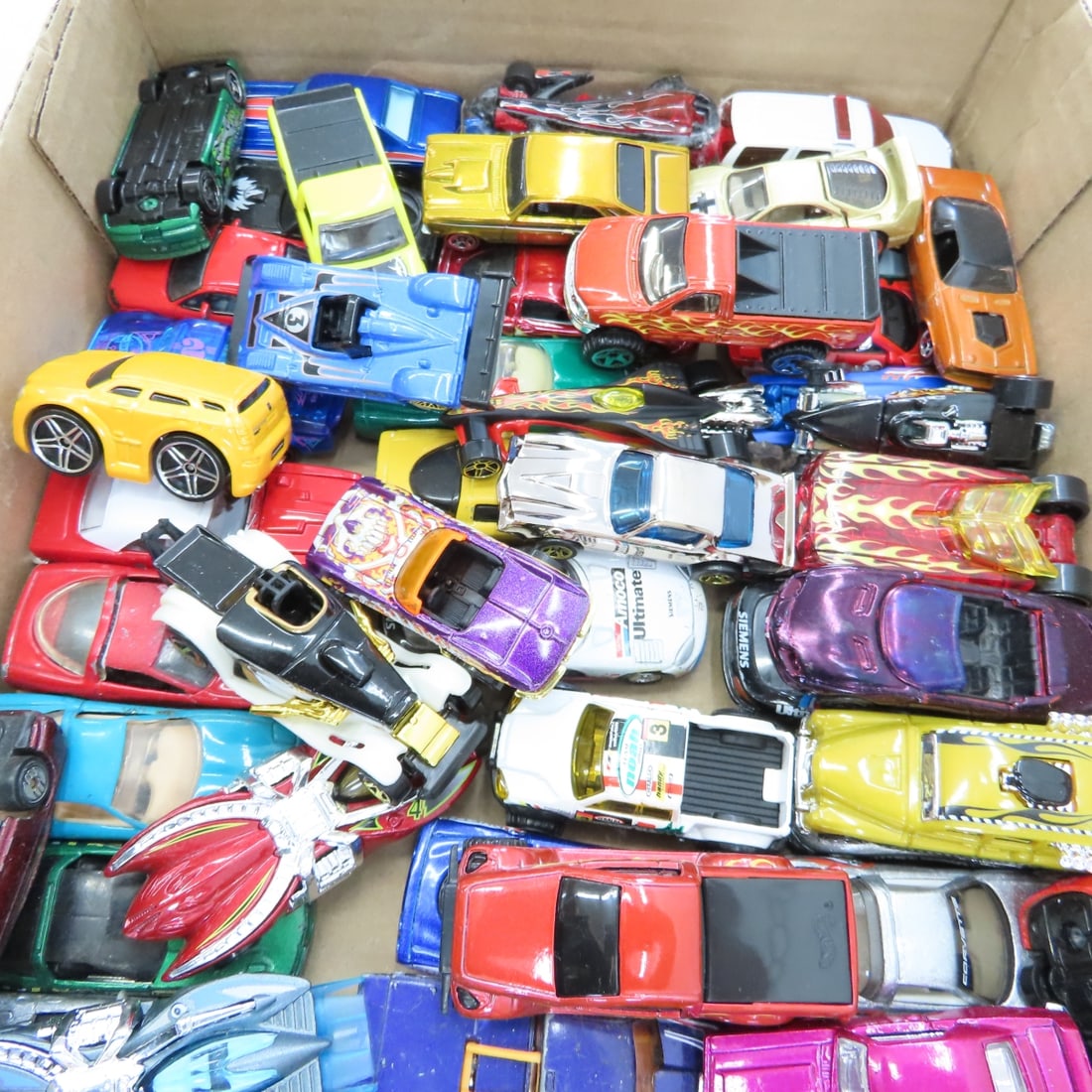 Collection of Loose Hot Wheels & similar diecast - 7