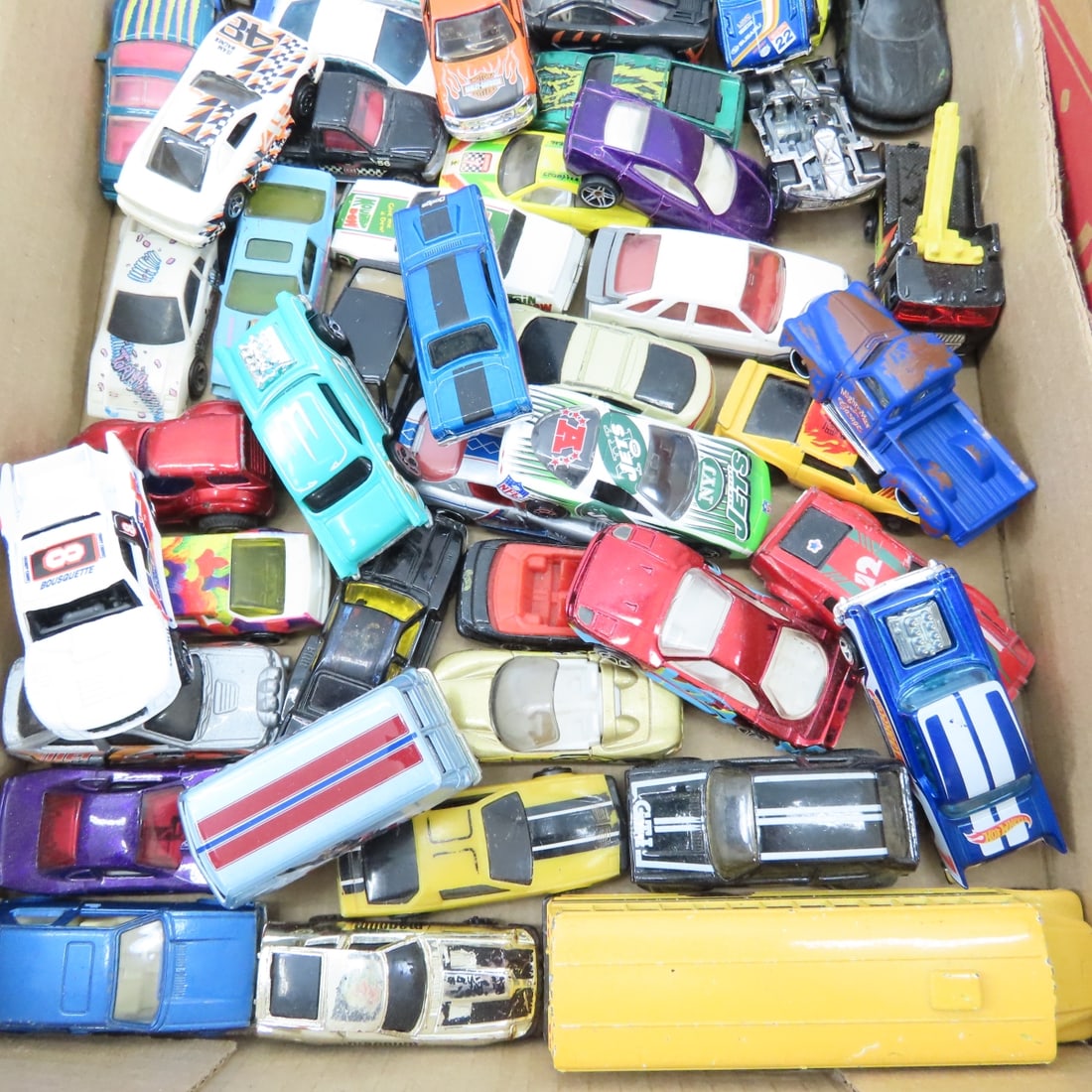 Collection of Loose Hot Wheels & similar diecast - 5