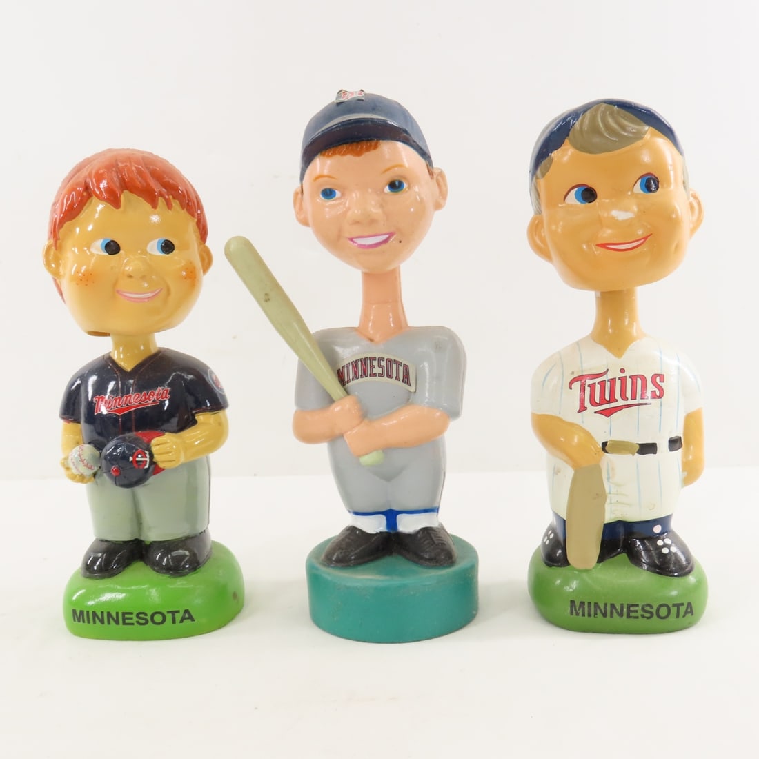 MN Twins & Vikings Bobbleheads & Towel - 2