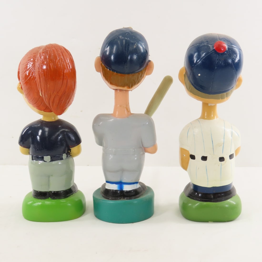 MN Twins & Vikings Bobbleheads & Towel - 4