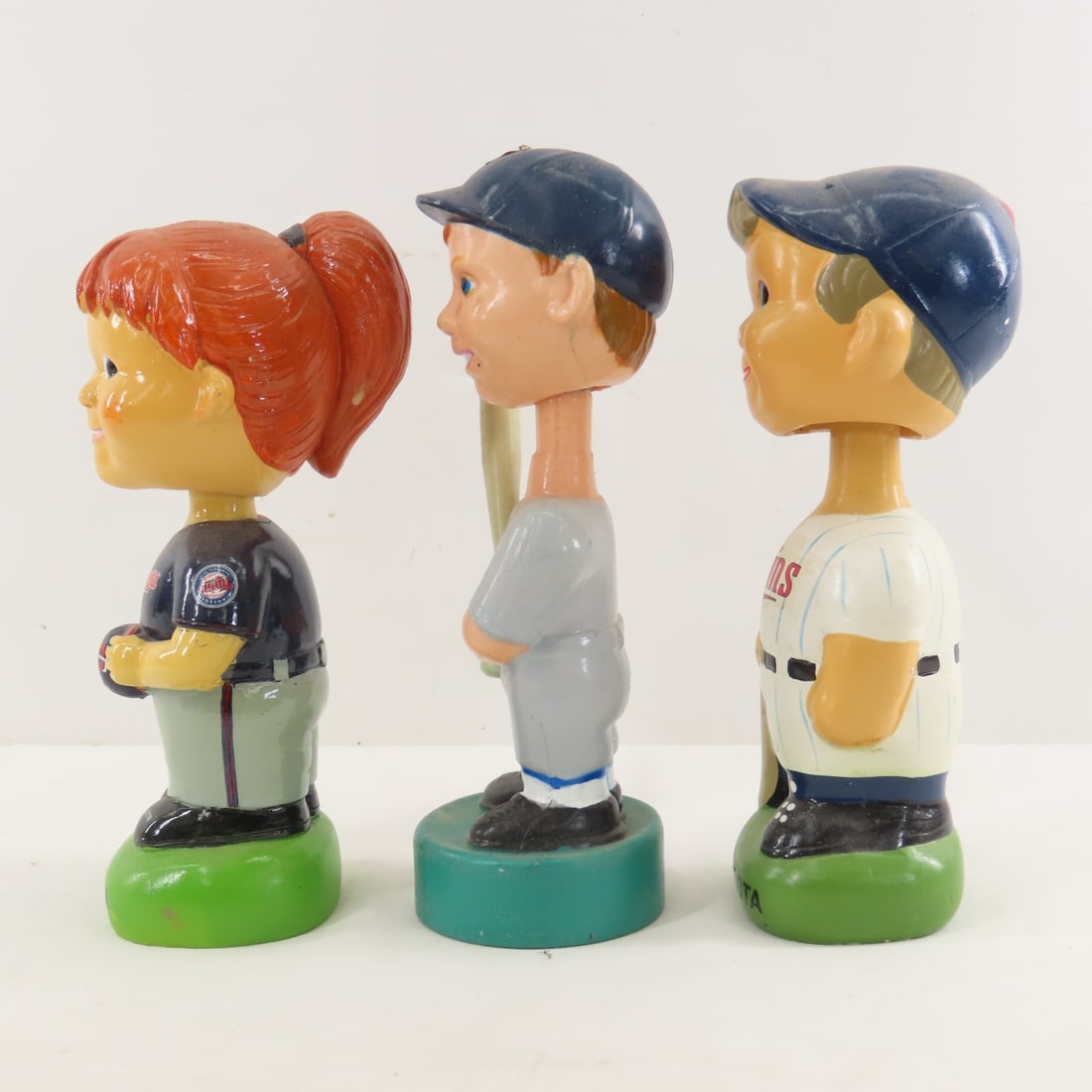 MN Twins & Vikings Bobbleheads & Towel - 5