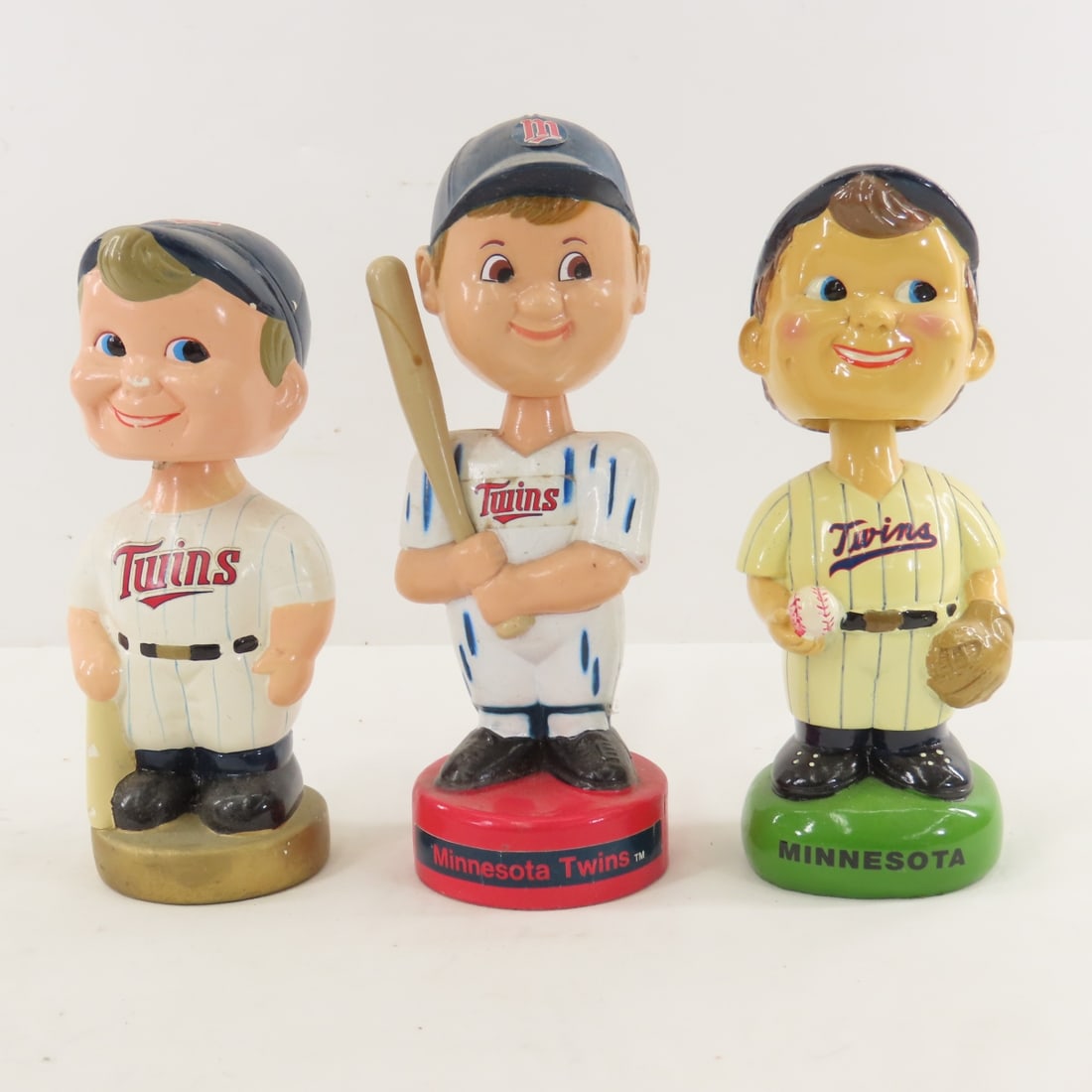 MN Twins & Vikings Bobbleheads & Towel - 7