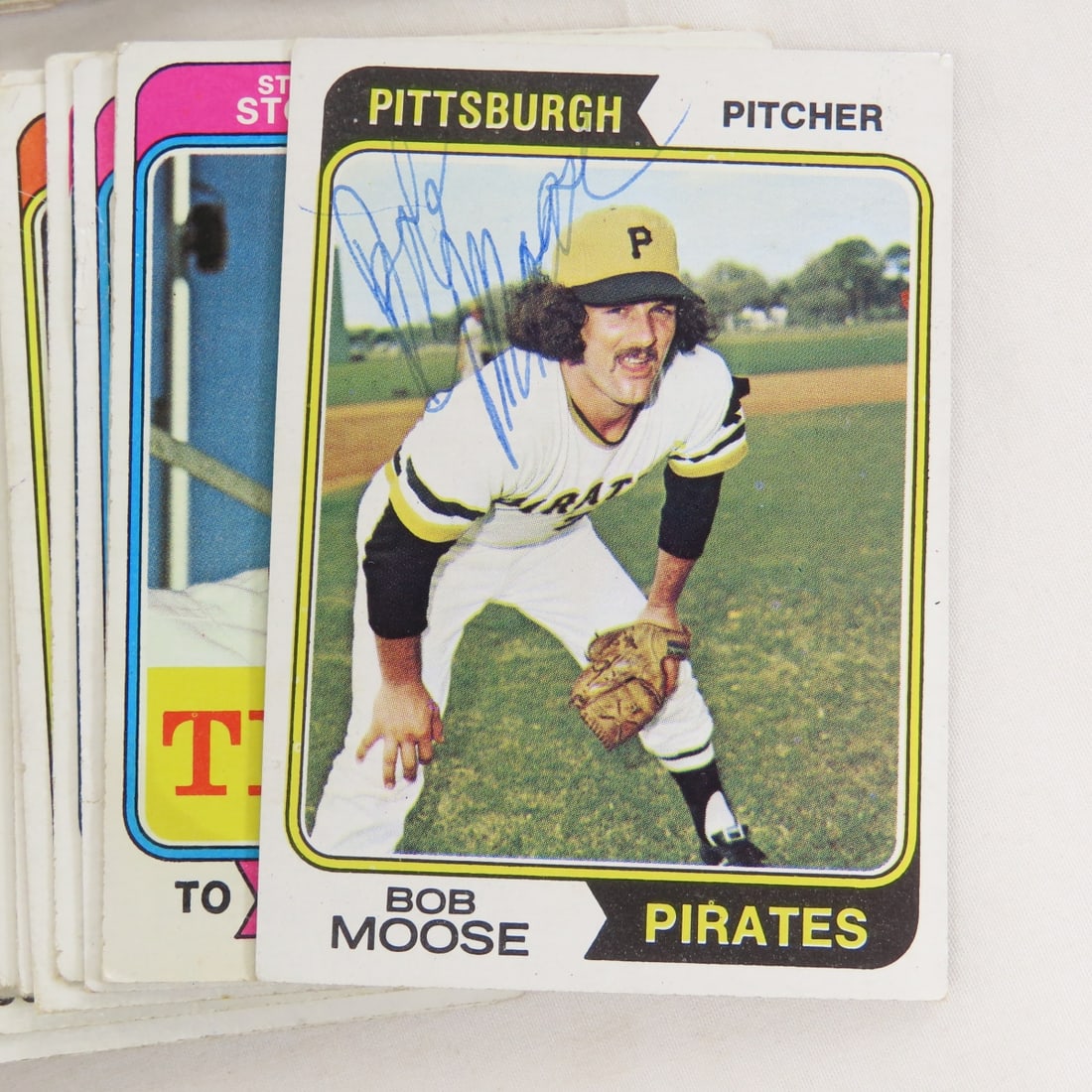 700+ 1973-1975 Topps Baseball Cards - 7