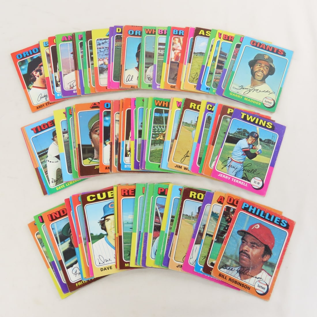 700+ 1973-1975 Topps Baseball Cards - 9