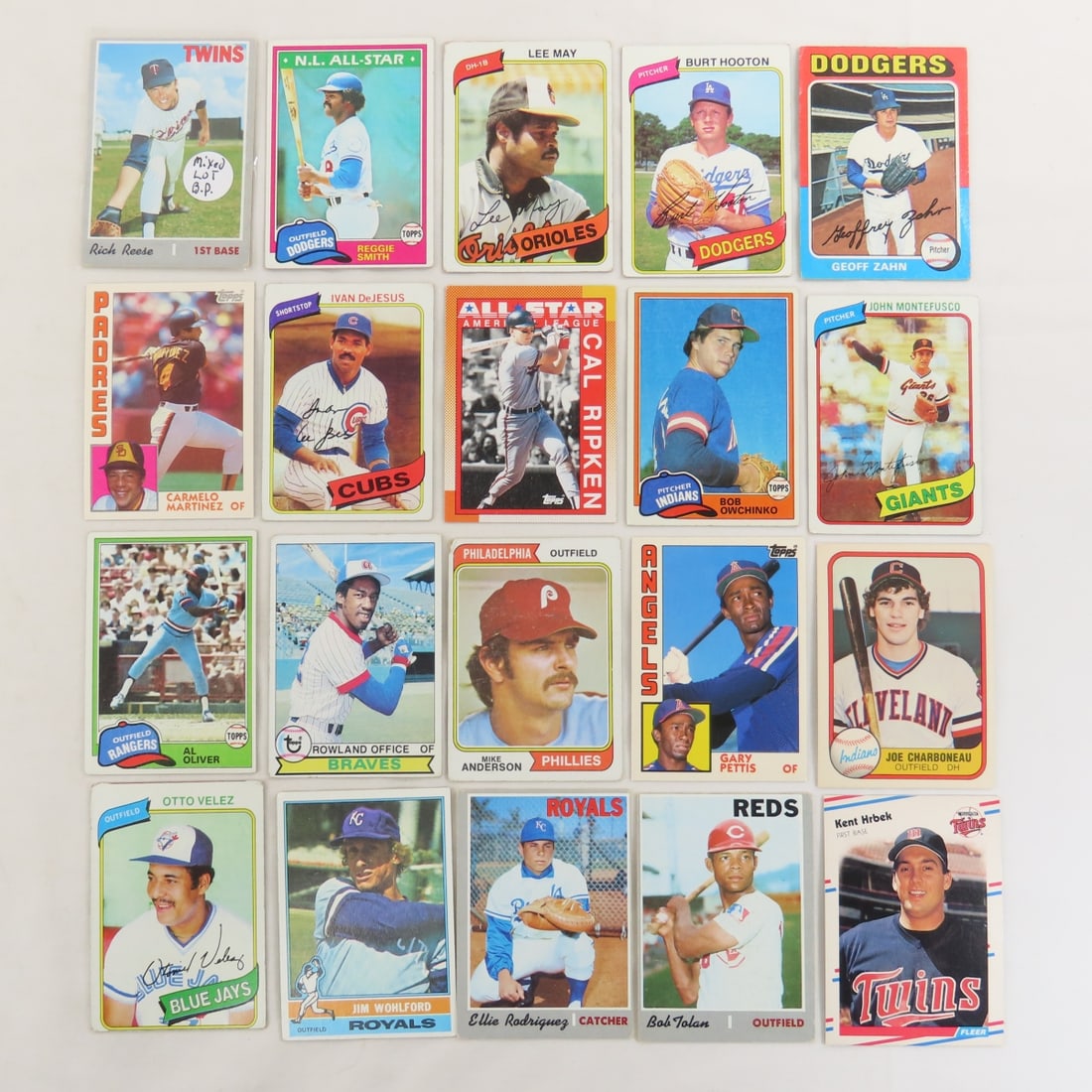 600+ Mixed 1970's Baseball Cards in Off Condition - 3
