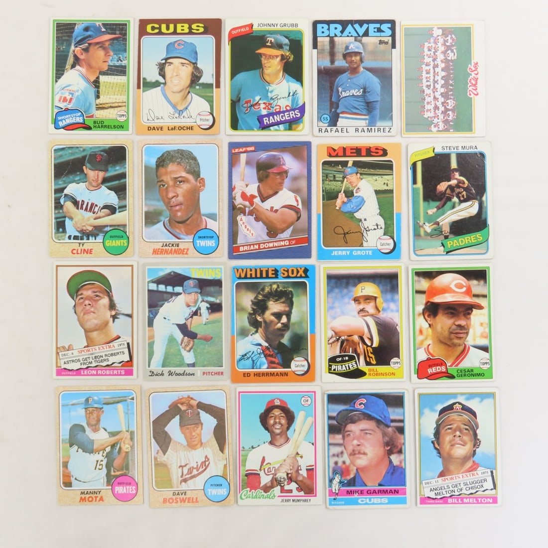 600+ Mixed 1970's Baseball Cards in Off Condition - 5