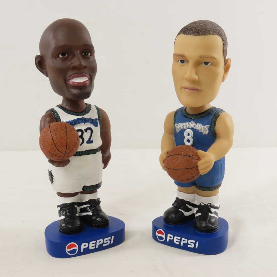 MN Timberwolves Bobbleheads, Tickets & Pins - 14