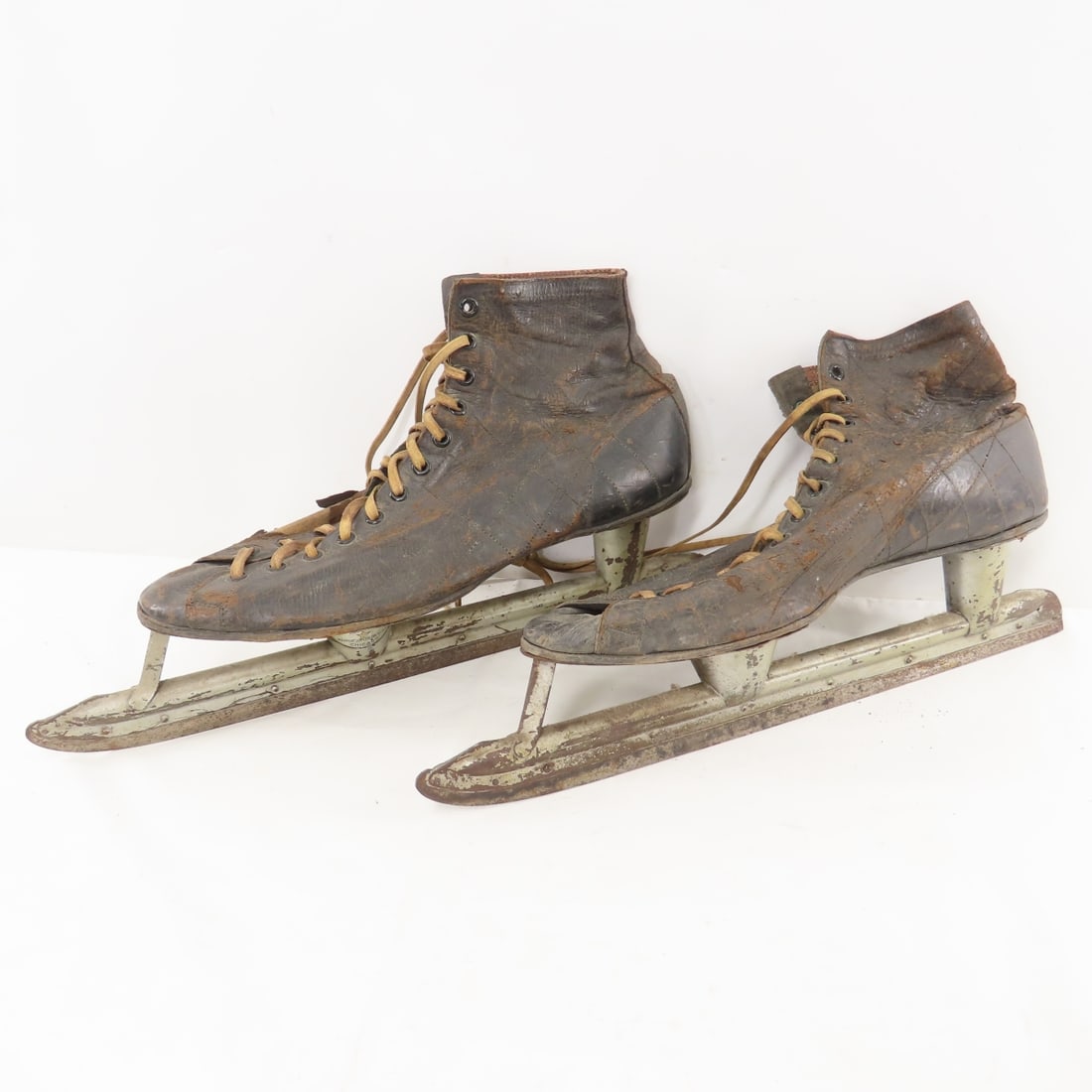 Skates, North Stars Scarf, Baseball Gloves & More - 12