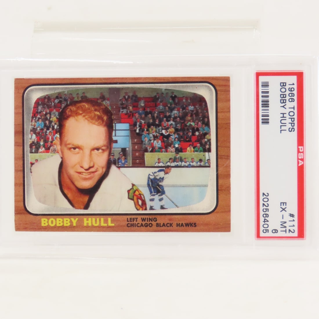 1966 Topps Bobby Hull #112 PSA 6 EX-MT: 1966 Topps Bobby Hull #112 PSA 6 EX-MT - Lot Size 5.5x3.5x.5" 1 LB All information and photos, which are part of the description, are intended to be as accurate as possible, but errors are possible. N