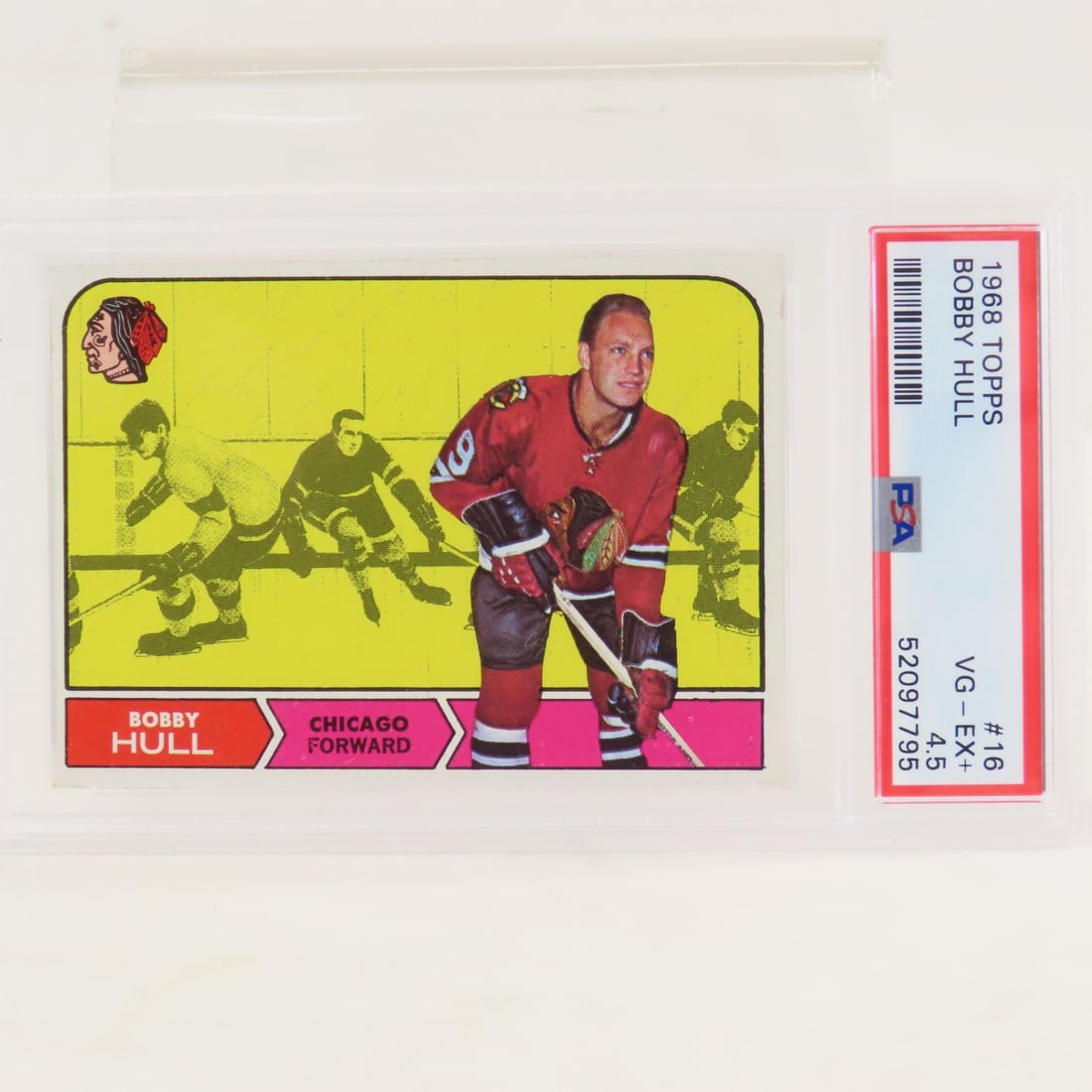 1966 Topps Bobby Hull #112 PSA 4.5 VG-EX+: 1966 Topps Bobby Hull #112 PSA 4.5 VG-EX+ - Lot Size 5.5x3.5x.5" 1 LB All information and photos, which are part of the description, are intended to be as accurate as possible, but errors are