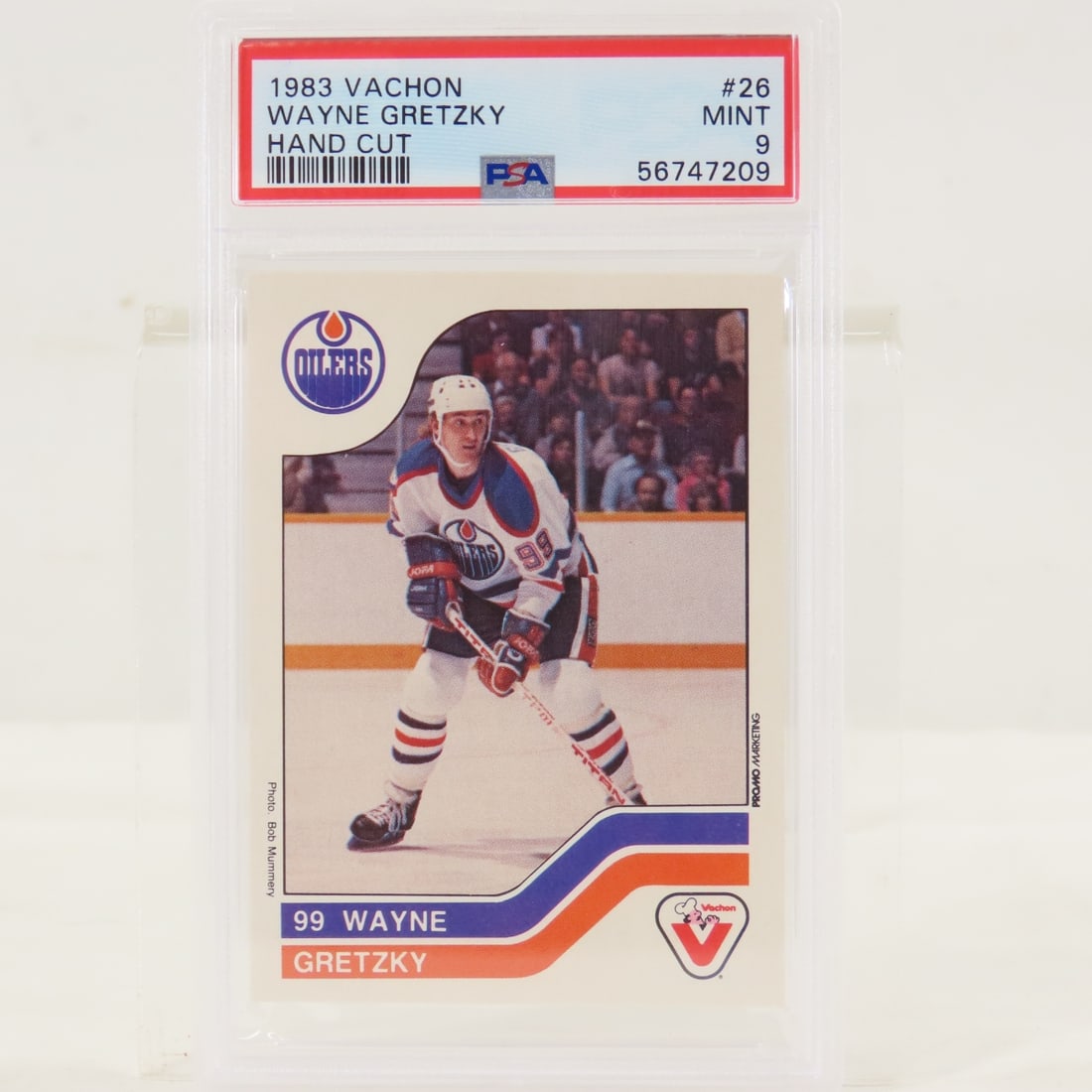 1983 Vachon Hand Cut Wayne Gretzky #26 PSA 9 MINT: 1983 Vachon Hand Cut Wayne Gretzky #26 PSA 9 MINT - Lot Size 5.5x3.5x.5" 1 LB All information and photos, which are part of the description, are intended to be as accurate as possible, but errors are 