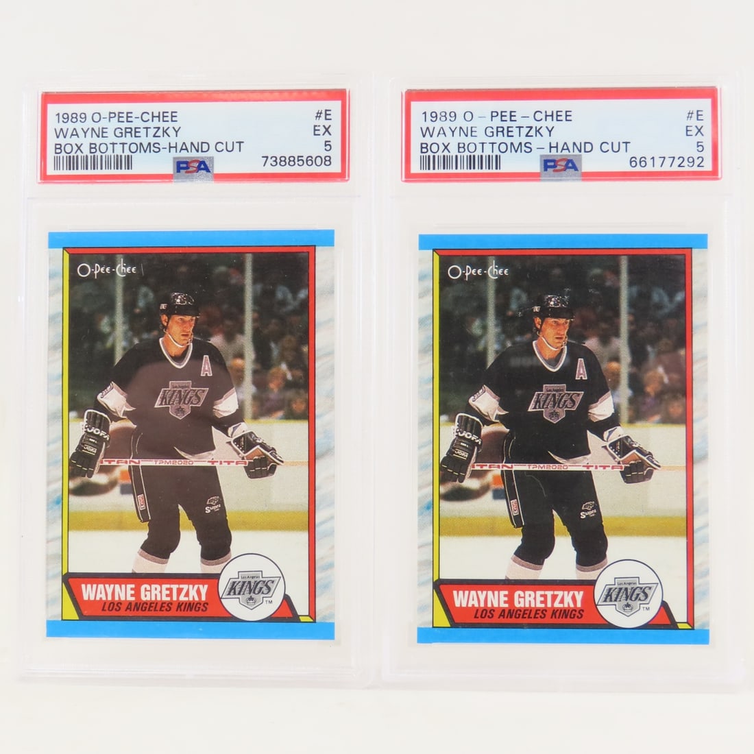 2 1989 OPC Box Bottoms Wayne Gretzky #E PSA 5 EX: 2 1989 OPC Box Bottoms Wayne Gretzky #E PSA 5 EX - Lot Size 5.5x3.5x.5" 1 LB All information and photos, which are part of the description, are intended to be as accurate as possible, but errors are