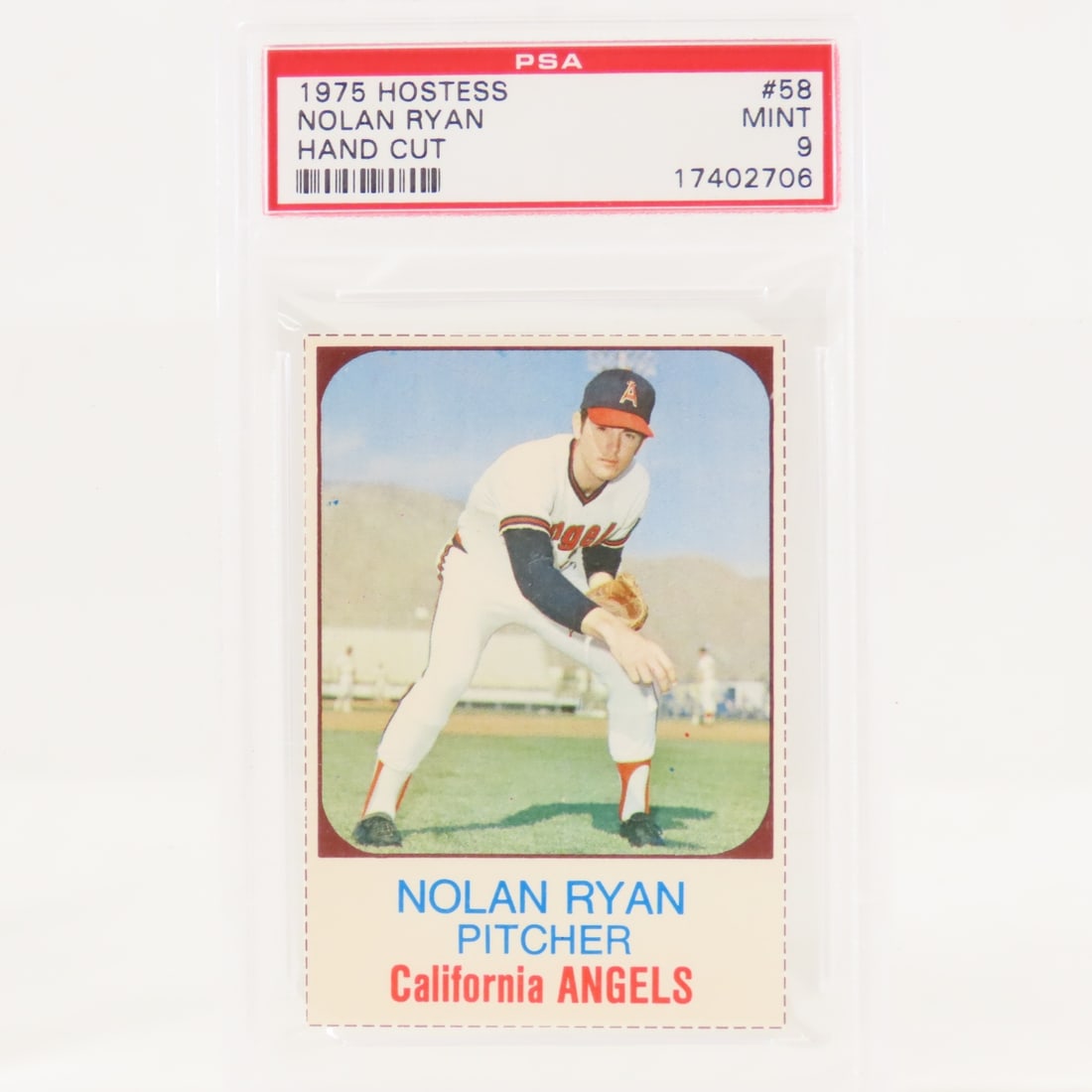 1975 Hostess Nolan Ryan #58 PSA 9 MINT: 1975 Hostess Nolan Ryan #58 PSA 9 MINT - Lot Size 5.5x3.5x1" 1 LB All information and photos, which are part of the description, are intended to be as accurate as possible, but errors are possible. No