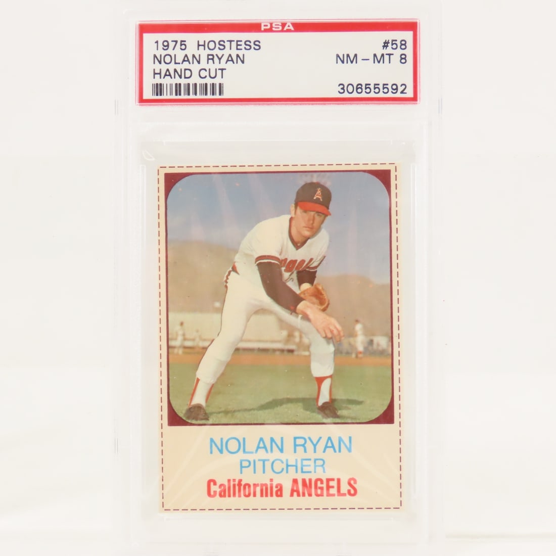 1975 Hostess Nolan Ryan #58 PSA 8 NM-MT: 1975 Hostess Nolan Ryan #58 PSA 8 NM-MT - Lot Size 5.5x3.5x1" 1 LB All information and photos, which are part of the description, are intended to be as accurate as possible, but errors are possible.