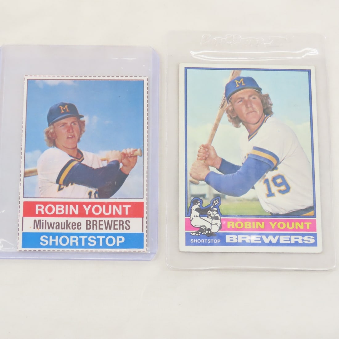 13 Robin Yount Baseball Cards including Rookie - 4
