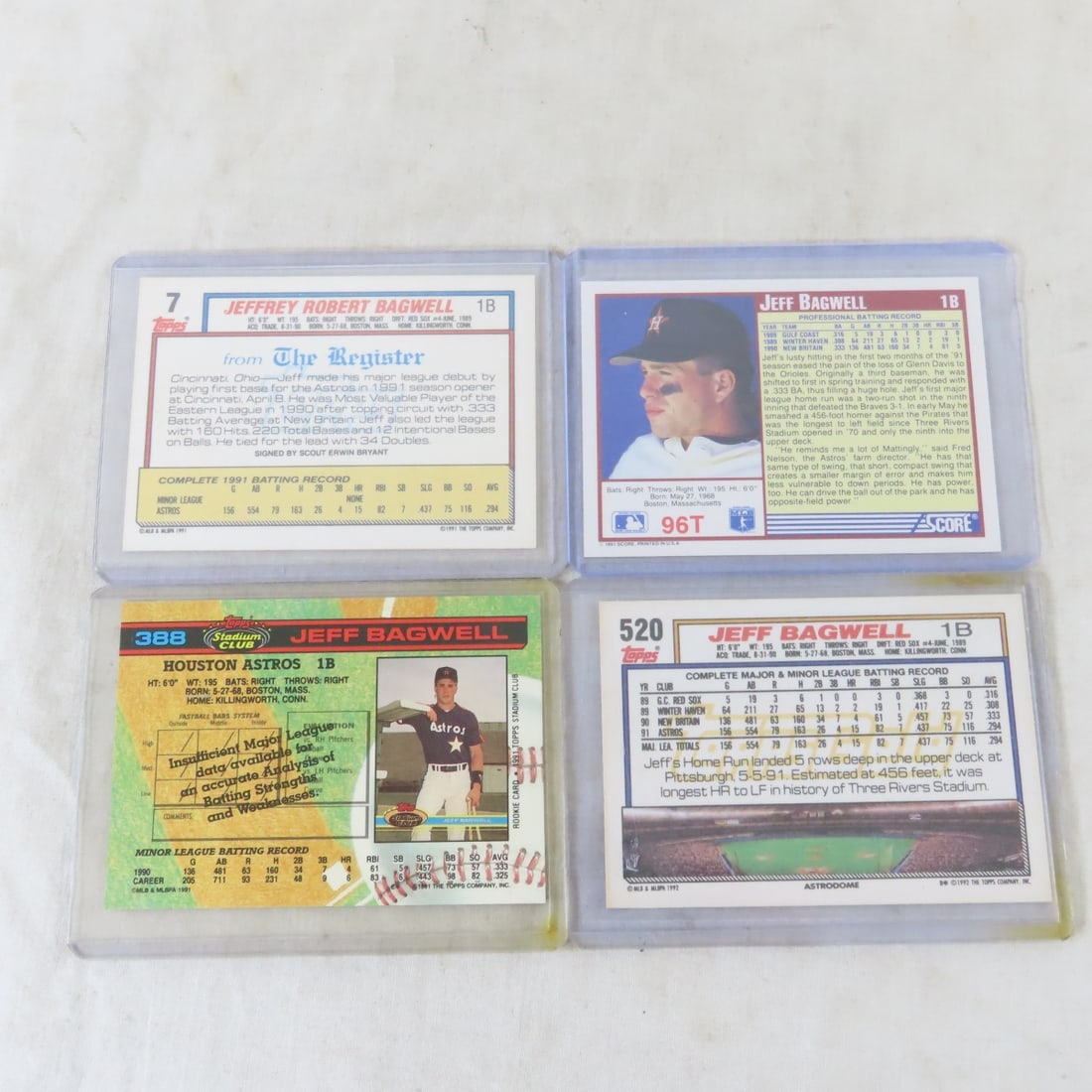 17 Jeff Bagwell Baseball Cards Including Rookies - 7
