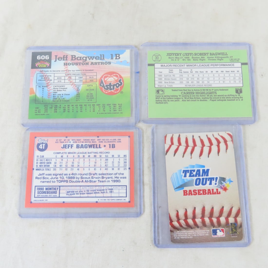 17 Jeff Bagwell Baseball Cards Including Rookies - 9