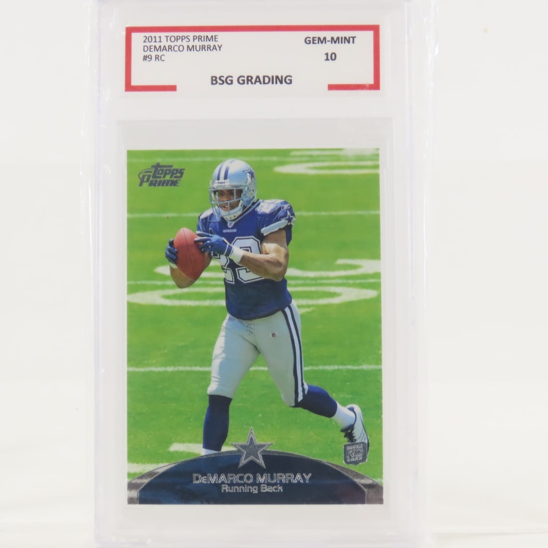 8 Assorted Graded Football Cards - 4