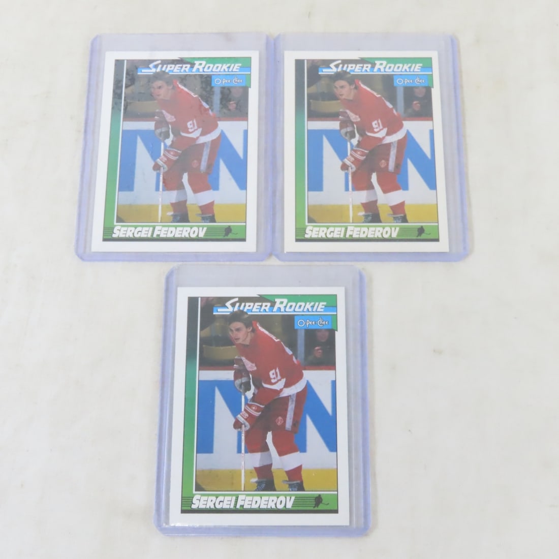 14 Sergei Federov Hockey Cards with Rookie Cards - 4
