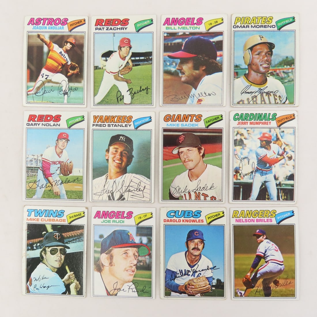 75+ 1977 Topps Baseball Cards- Kaat, Yount - 8