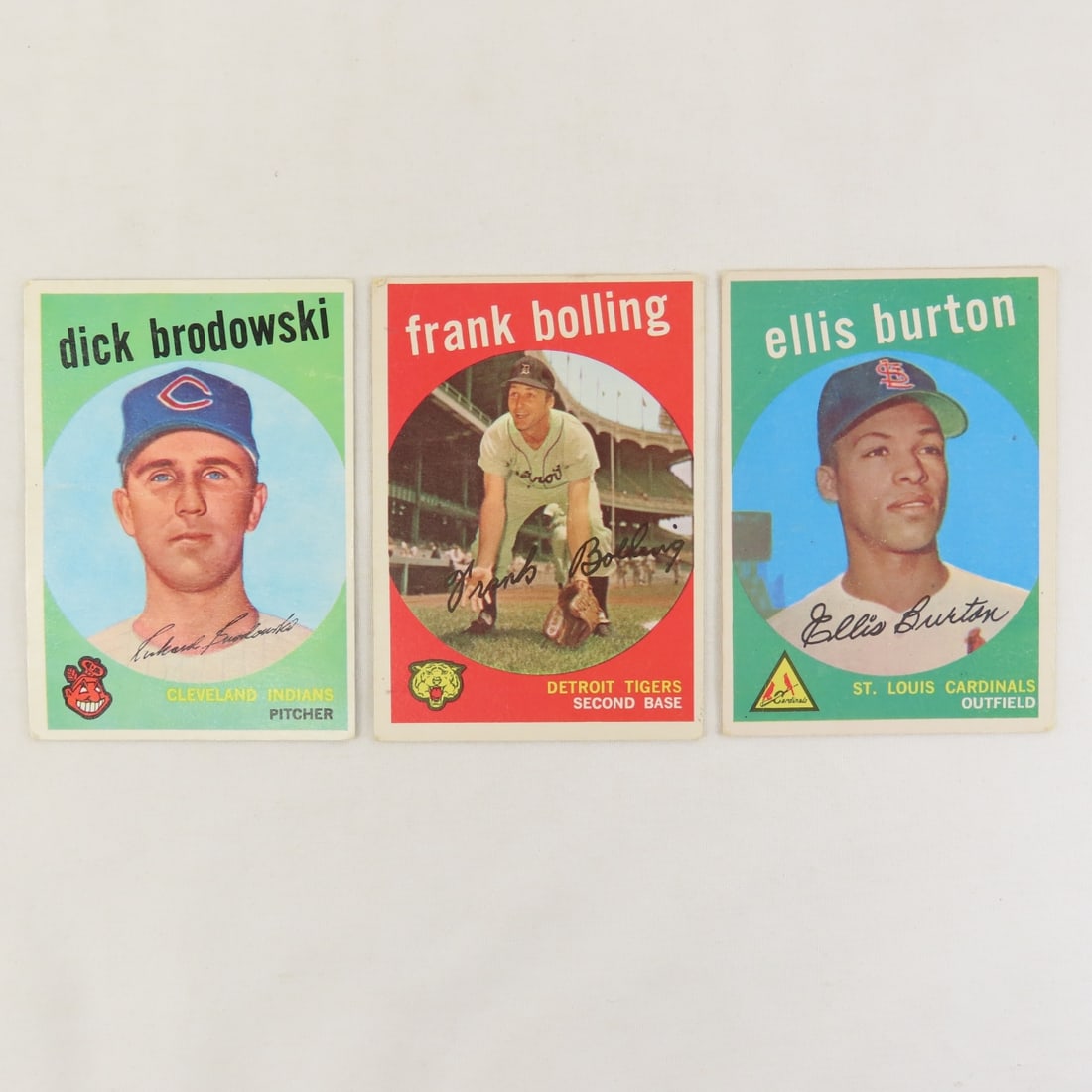 27 Off Condition 1959 Topps Baseball Cards - 8