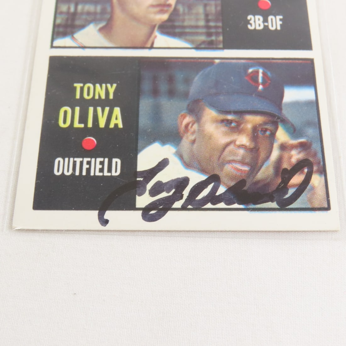 Tony Olivia Signed 1964 Rookie Stars Twins Card - 3