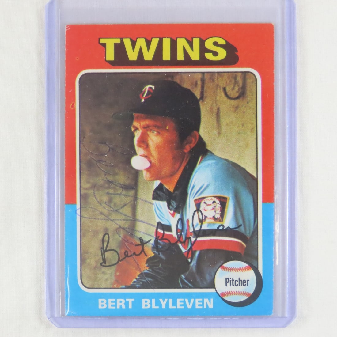 7 Autographed 1970-75 Topps Baseball Cards - 14