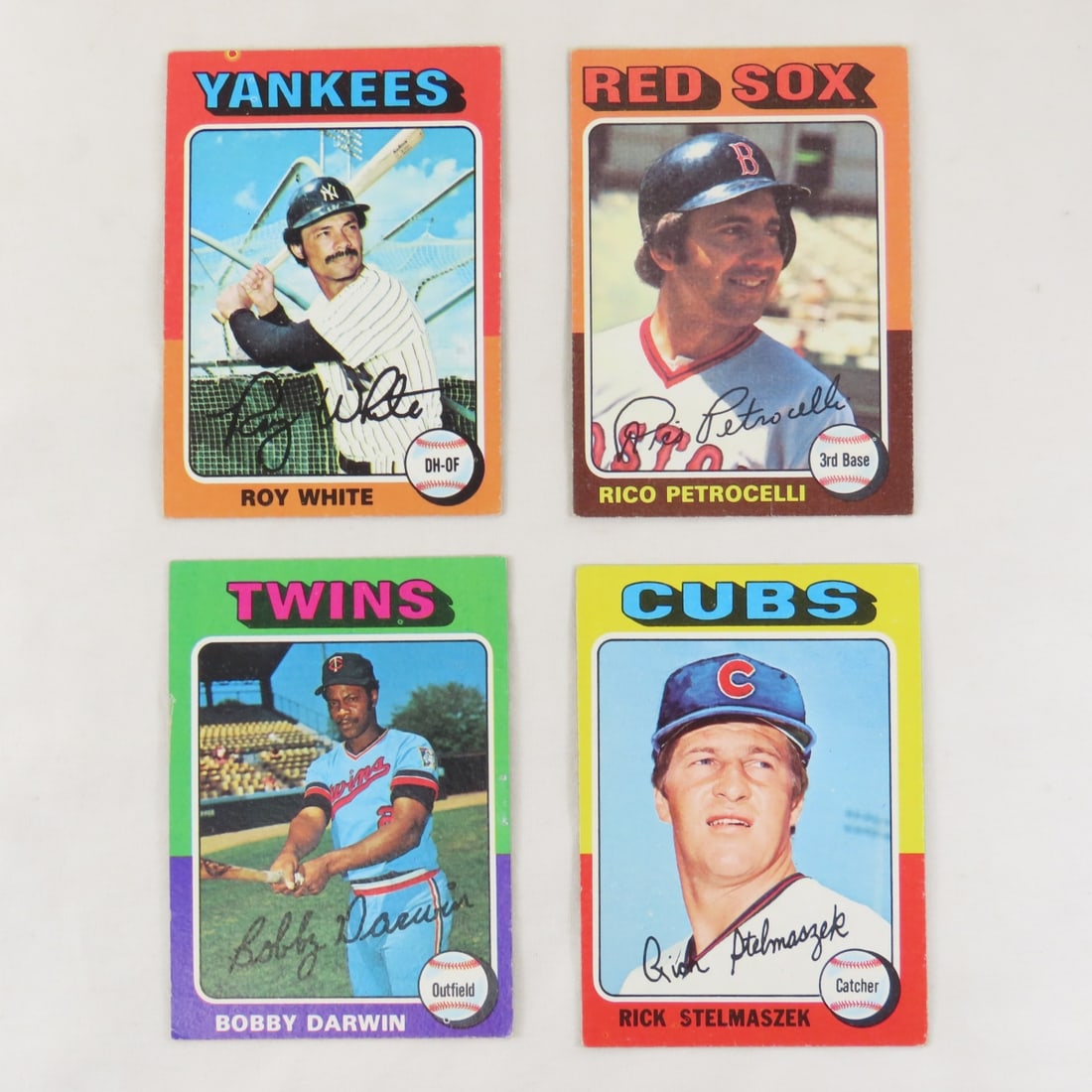 30 Sharp 1970's Topps Baseball Cards - 10