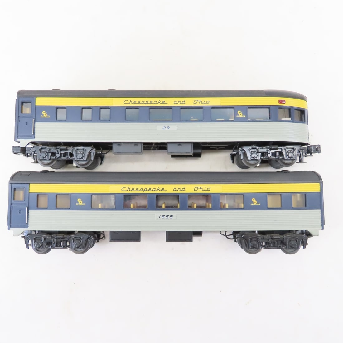 MTH O Gauge Chesapeake/Ohio Engine, Cars, Track - 8