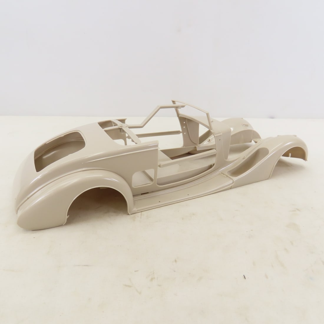 Vintage 1:16 Packard Coupe Roadster Model Kit 1973 - 3