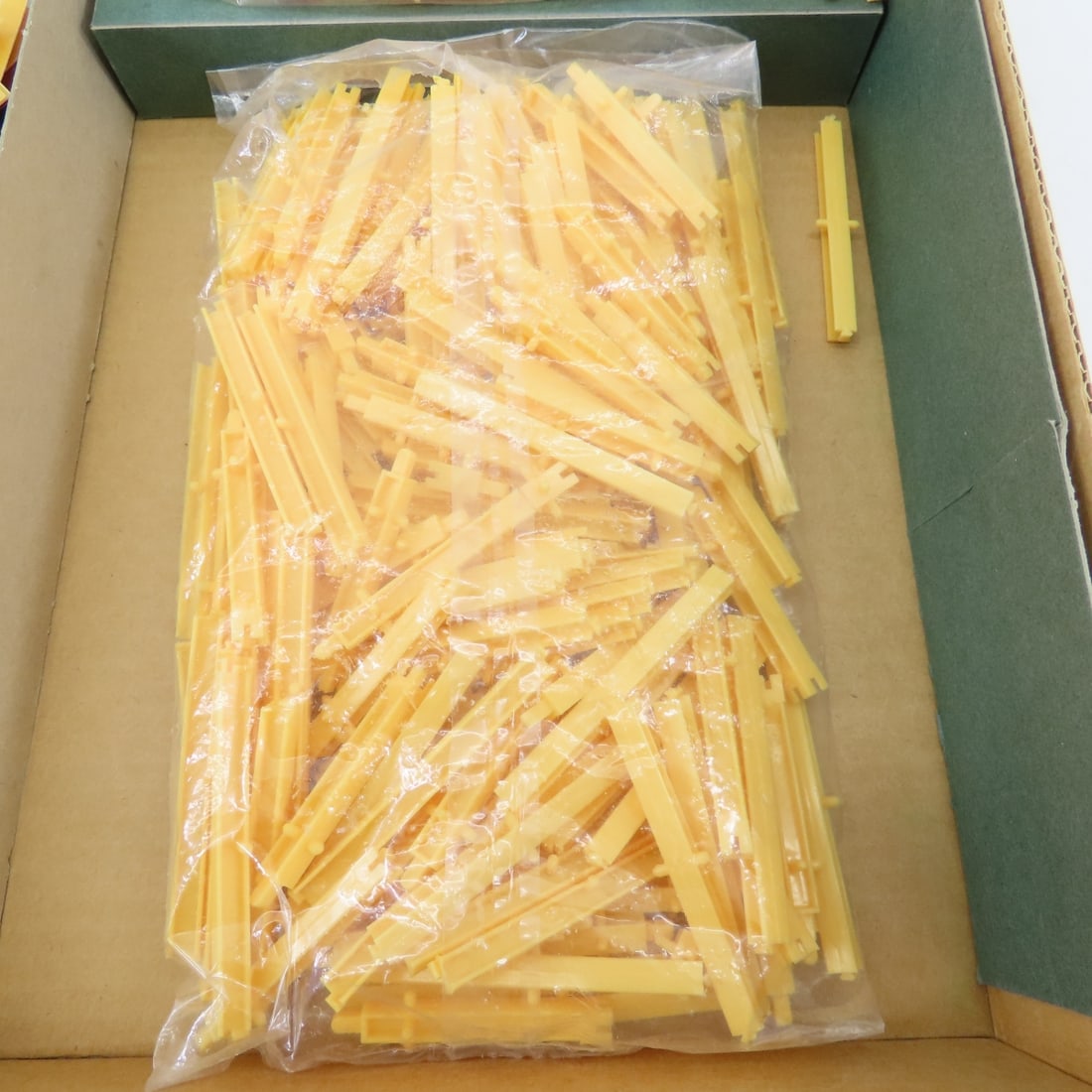 Vintage Kenner Sky Rail Girder & Panel Build Set - 3