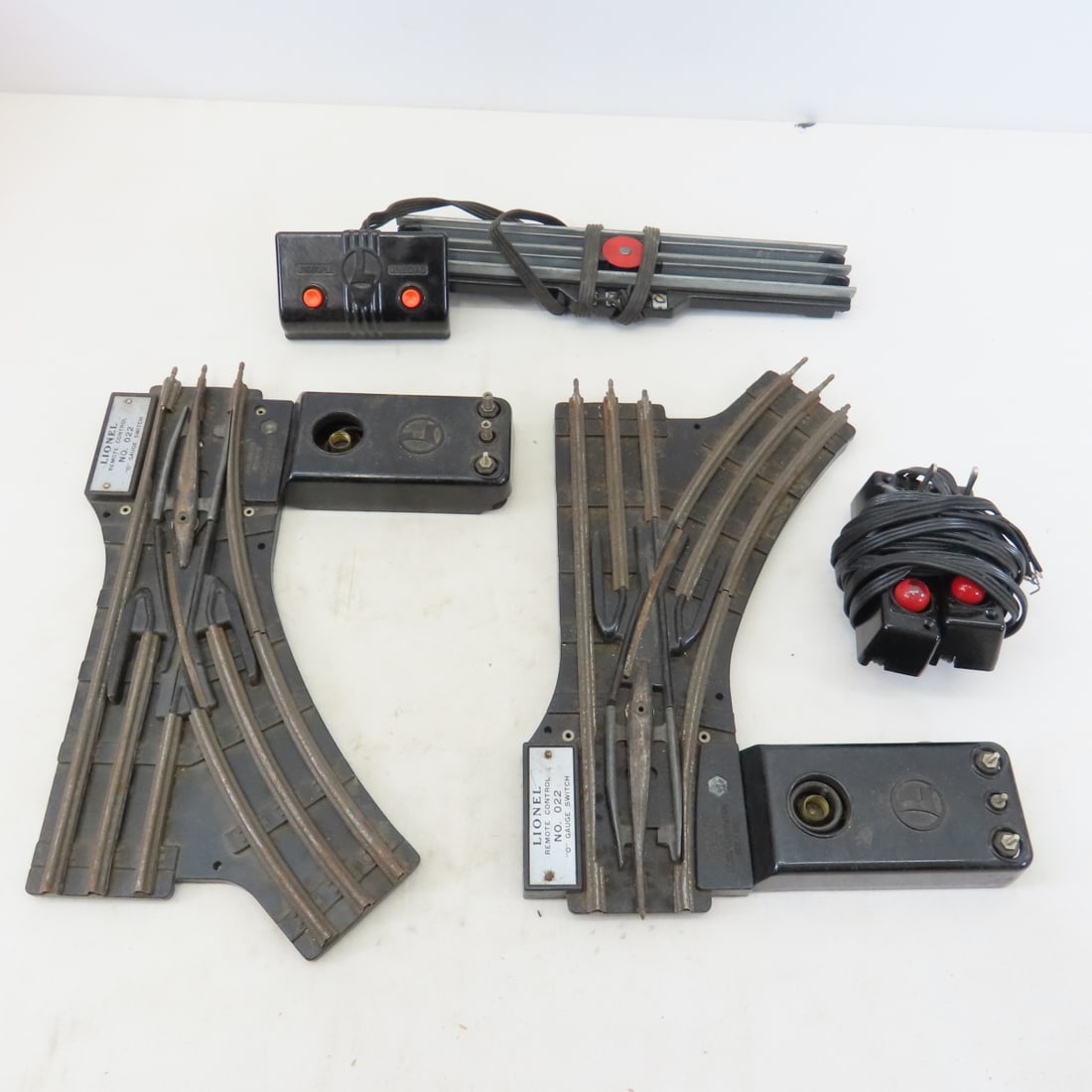 Vintage Lionel O Gauge Lumber, Caboose, Other Cars - 13