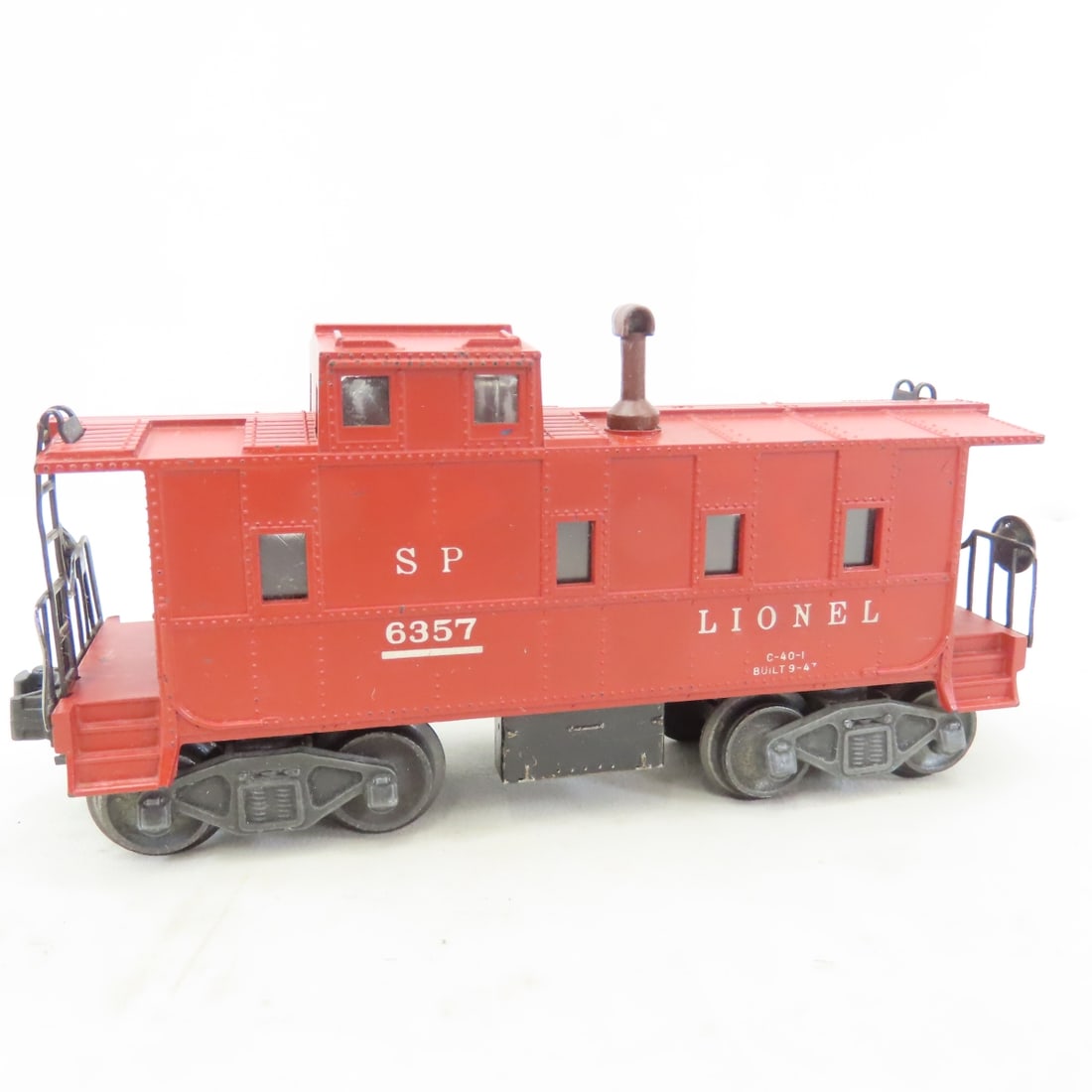 Vintage Lionel O Gauge Lumber, Caboose, Other Cars - 2