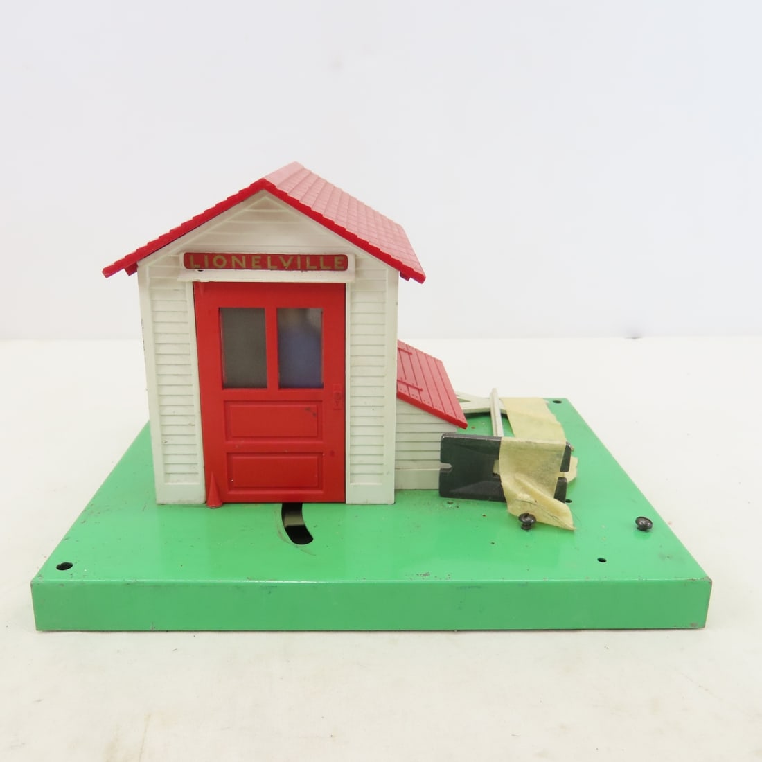 Vintage Lionel O Gauge Lumber, Caboose, Other Cars - 8