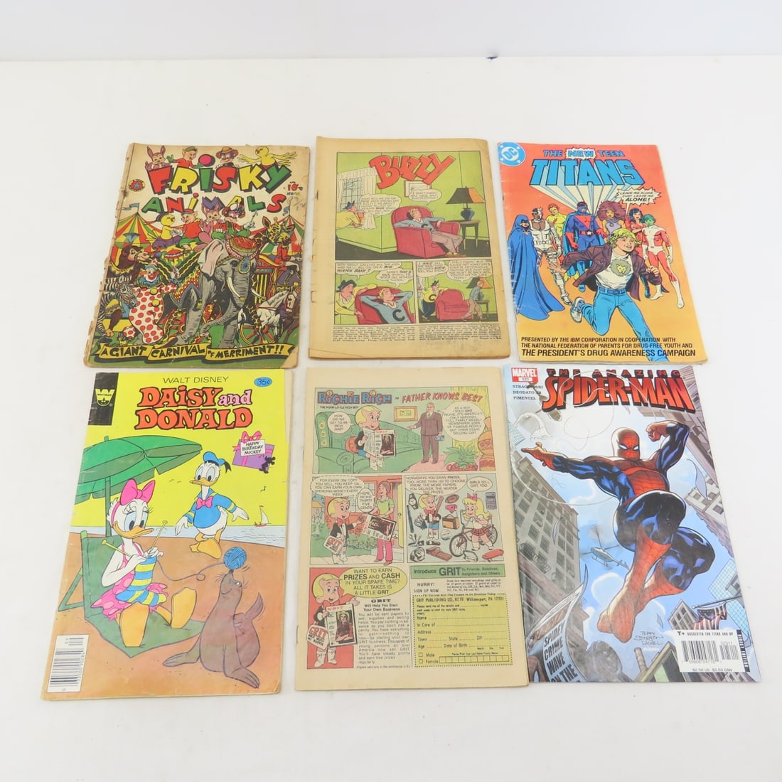 70+ Vintage DC, Dell Comics, Kellogg's Cereal Toys - 7
