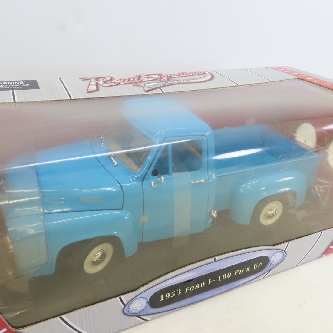 Road Signature 1:18 Diecast Cars, Trucks, Ford - 5