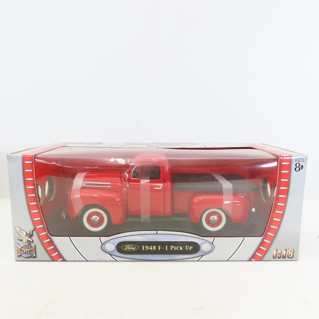 Road Signature 1:18 Diecast Cars, Trucks, Ford - 6