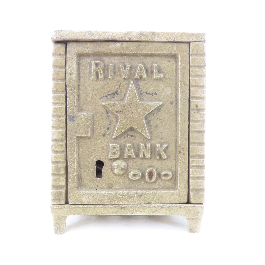 4 Cast Iron US Mail, Rival & Other Banks - 8