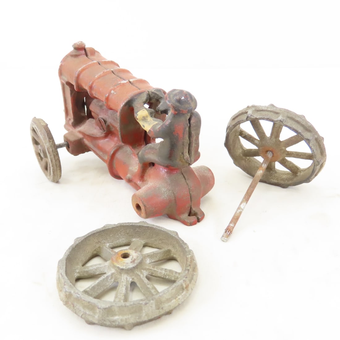 Antique Arcade Cast Iron Fordson Tractor & Driver - 13