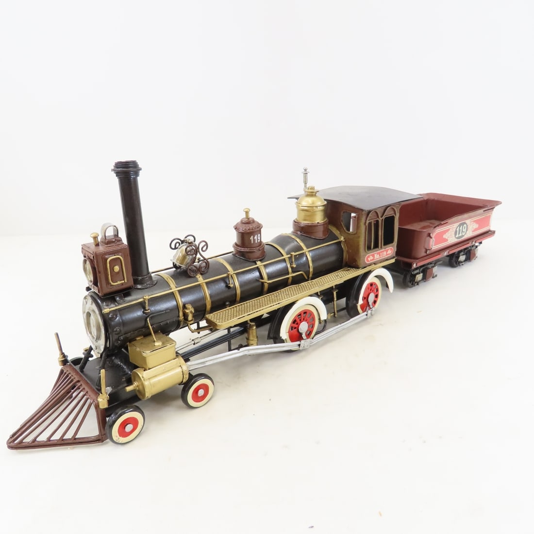 IHC Model UP No 119 Golden Spike Train Model - 2