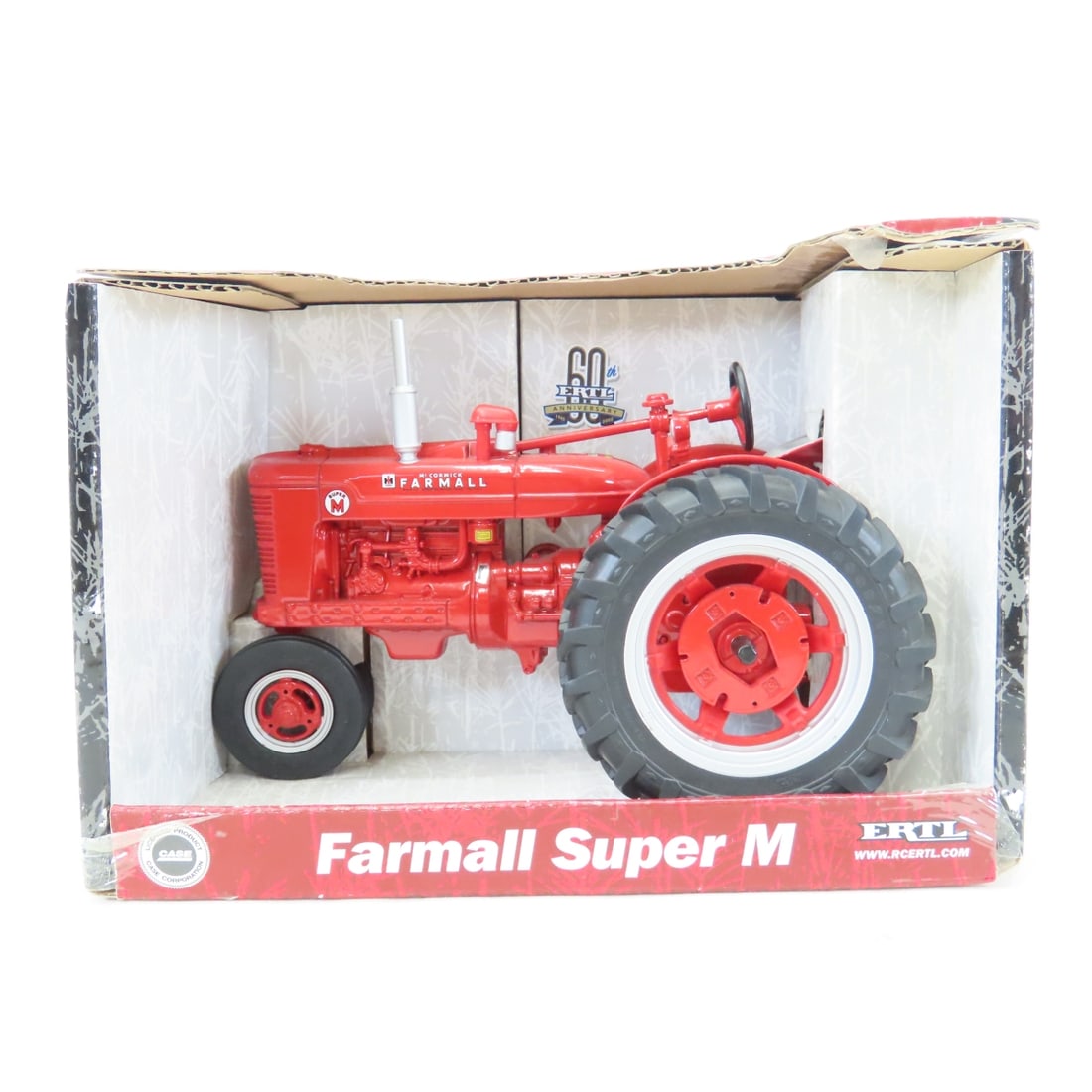 ERTL 1:16 Farmall Super M & Super M-TA Tractors - 2