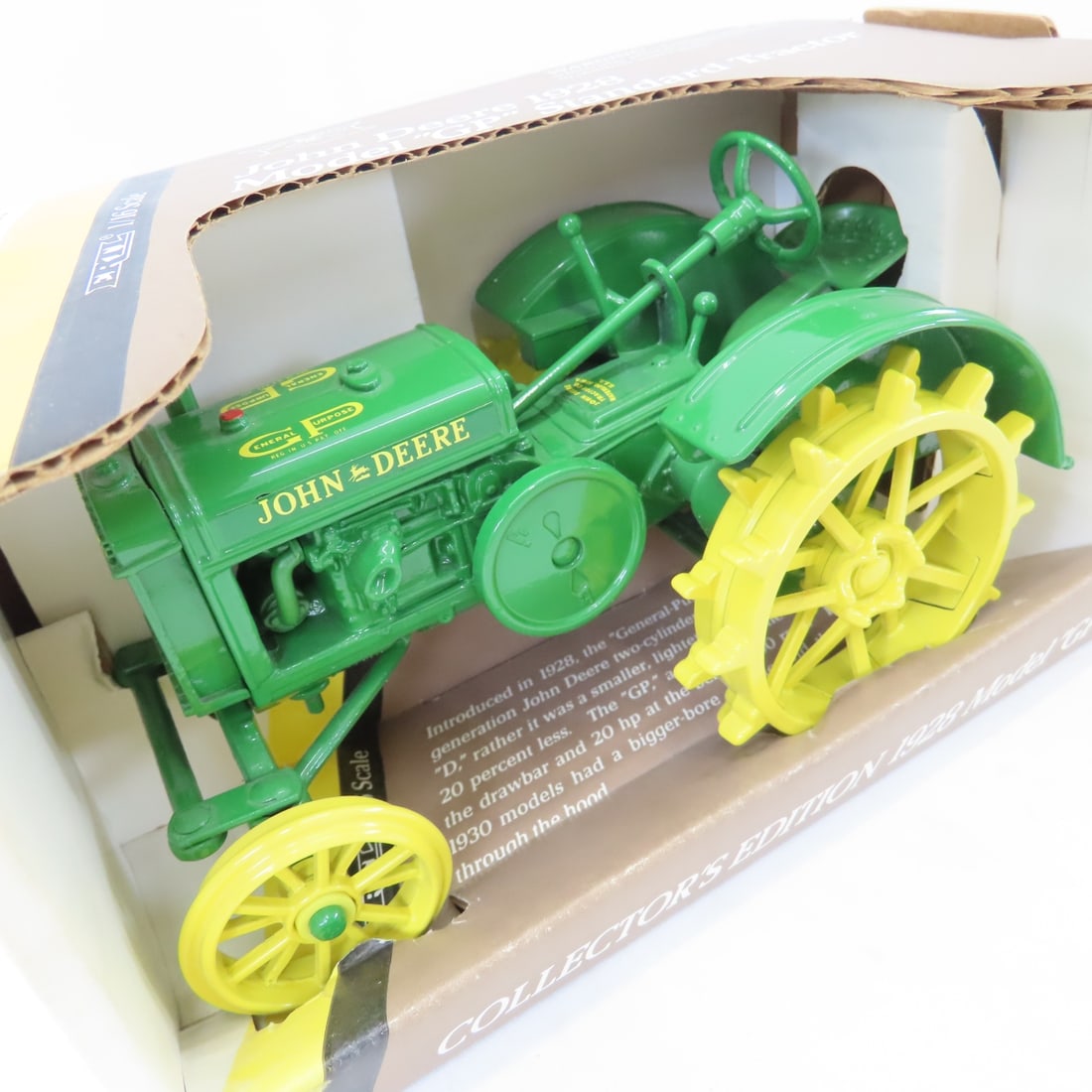 ERTL 1:16 John Deere Model 'D', 'R', 'GP' Tractors - 12