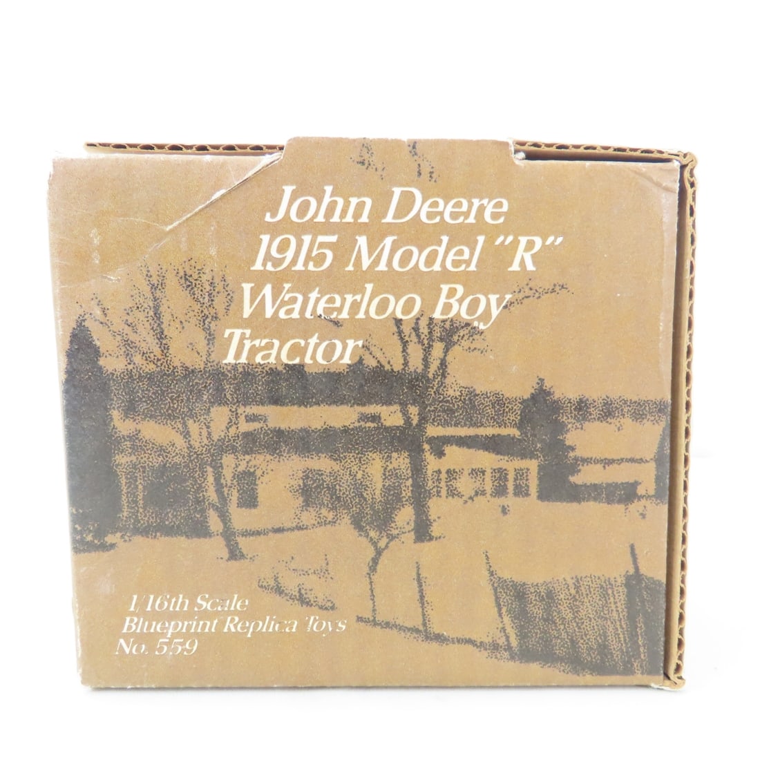 ERTL 1:16 John Deere Model 'D', 'R', 'GP' Tractors - 7