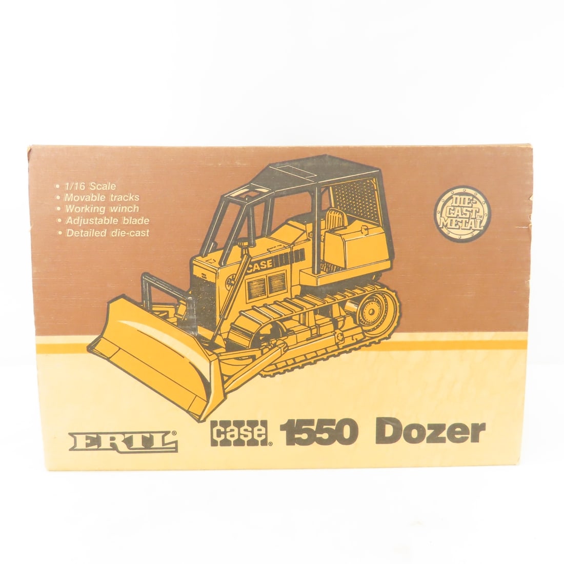 ERTL 1:16 Case 1550 Dozer with Movable Tracks - 10