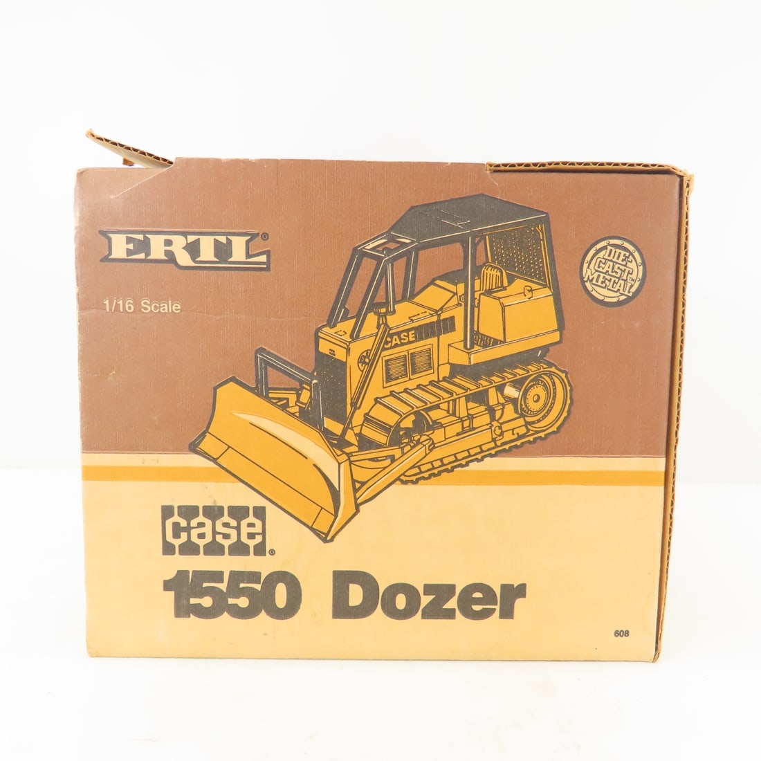 ERTL 1:16 Case 1550 Dozer with Movable Tracks - 9