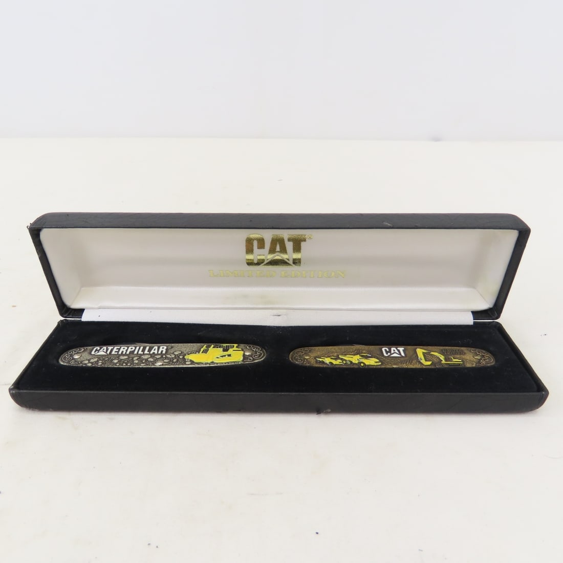 2 Kutmaster Caterpillar, CAT Folding Pocket Knives - 2