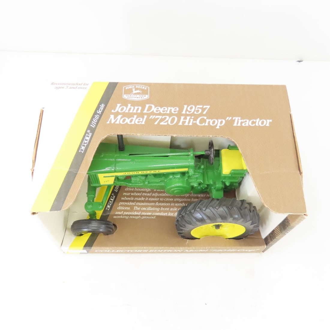 ERTL 1:16 John Deere 720, Utility & 620 Tractors - 7
