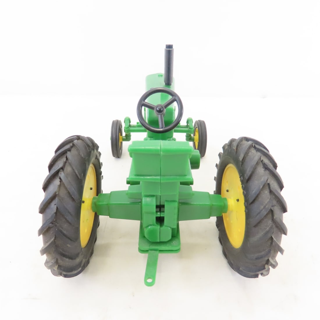 STANDI 1:16 John Deere 530 Plastic Tractor in Box - 5