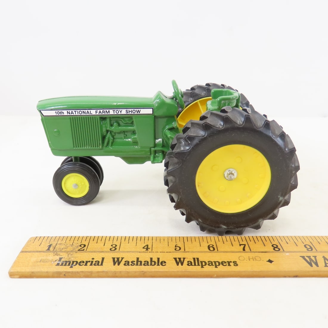 Scale Models 1:16 John Deere '87 Farm Show Tractor - 3