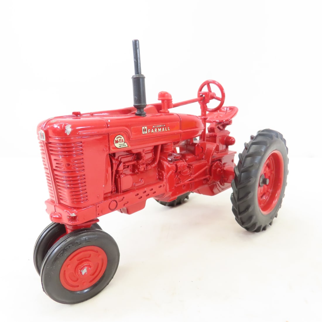 ERTL 1:16 Super M-TA Tractor, Picker, Hay Elevator - 2